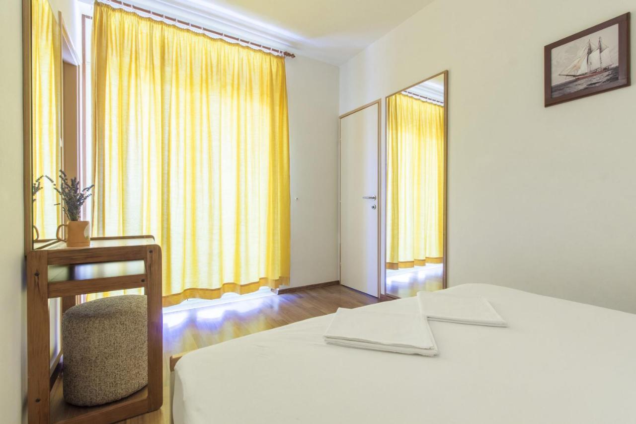 Apartments Konta City Center Vodice Eksteriør bilde