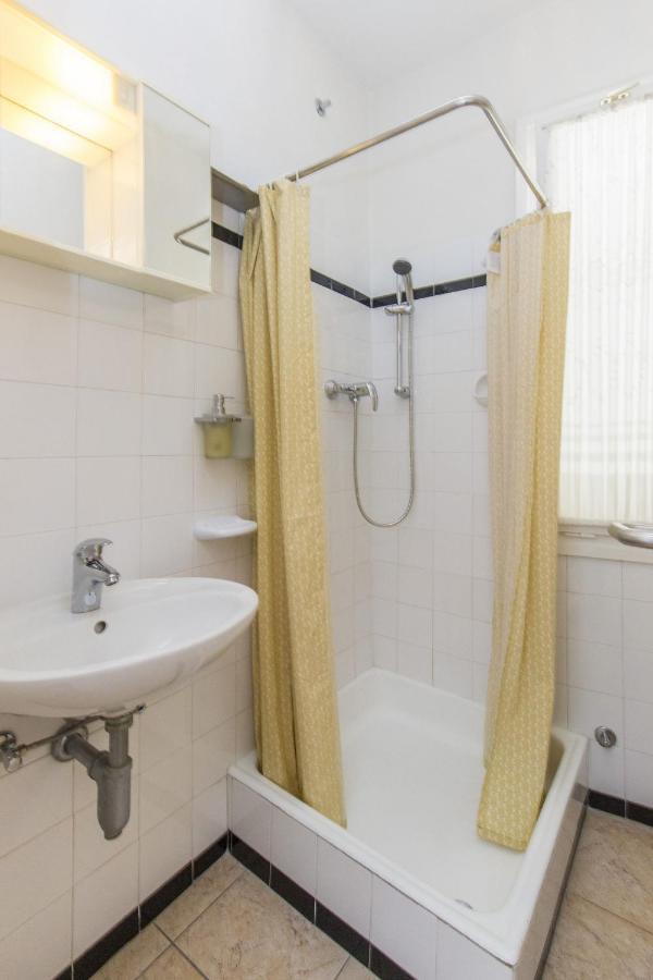 Apartments Konta City Center Vodice Eksteriør bilde